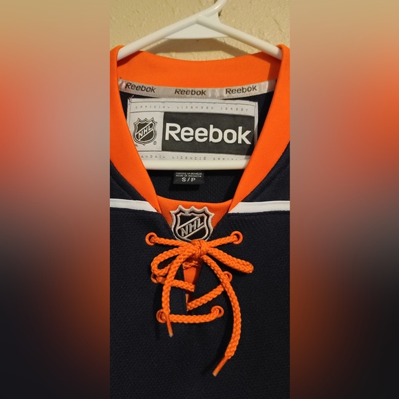 New York Islanders jersey - Picture 3 of 5